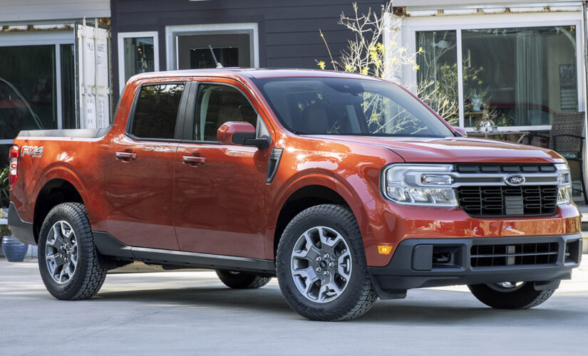 2022 Ford Maverick compact pickup revealed with hybrid power and $19,995 price