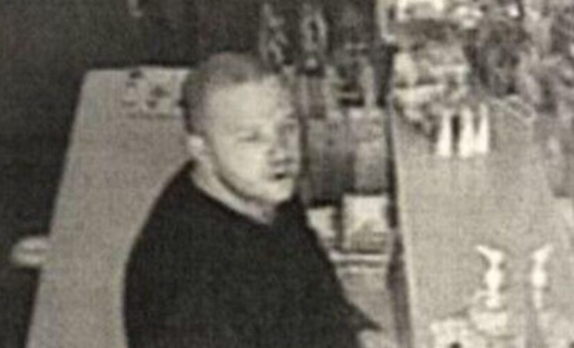 Oregon manhunt underway for suspect in Friday killing spree