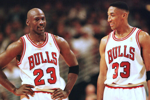 Scottie Pippen throwing the book at Michael Jordan in new tell-all