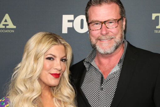 Tori Spelling says she and Dean McDermott don’t share a bed amid rumored marital strife