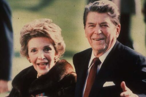 Chris Wallace recounts the glamorous and controversial life of former First Lady Nancy Reagan