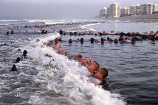 Female sailor becomes the first woman to complete Naval Special Warfare training