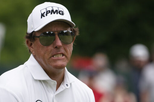 Column: Mickelson’s diet of coffee, low-hanging fruit shows