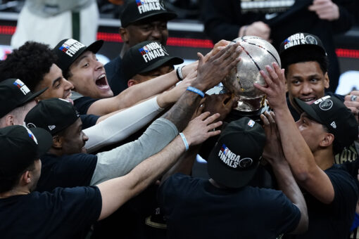 Bucks beat Hawks, head to NBA Finals for 1st time since 1974