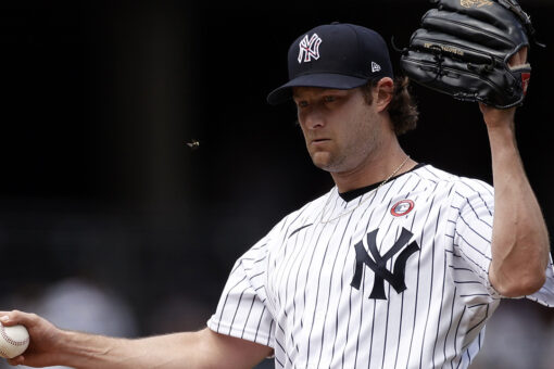 Gerrit Cole gets booed by Yankees fans, ripped on social media following disastrous outing vs. Mets