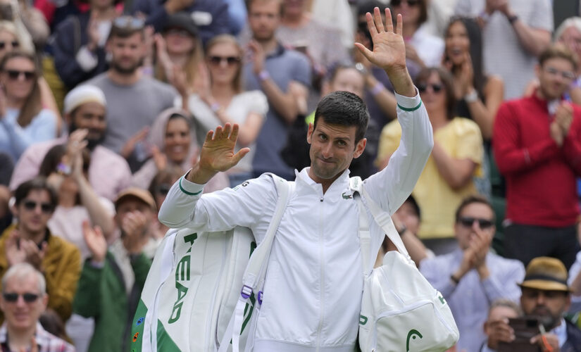 Djokovic wins at Wimbledon for 50th major quarterfinal berth