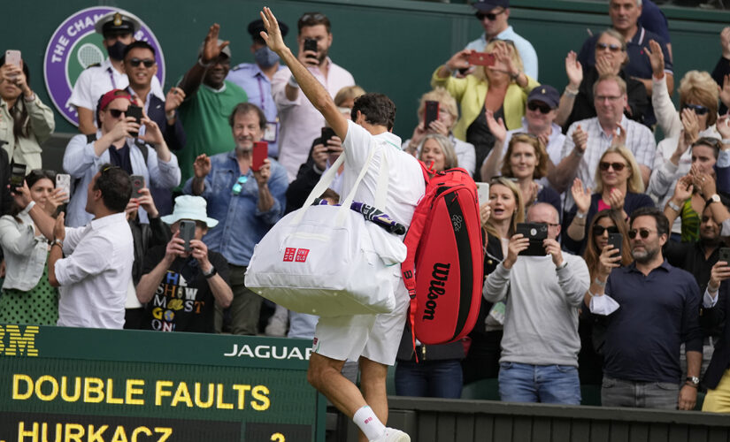 8-time Wimbledon champ Roger Federer unsure if he’ll be back