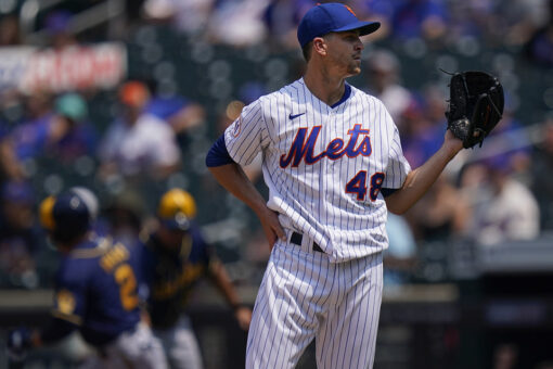 DeGrom’s ERA rises above 1.00 as Mets beat Brewers 4-3