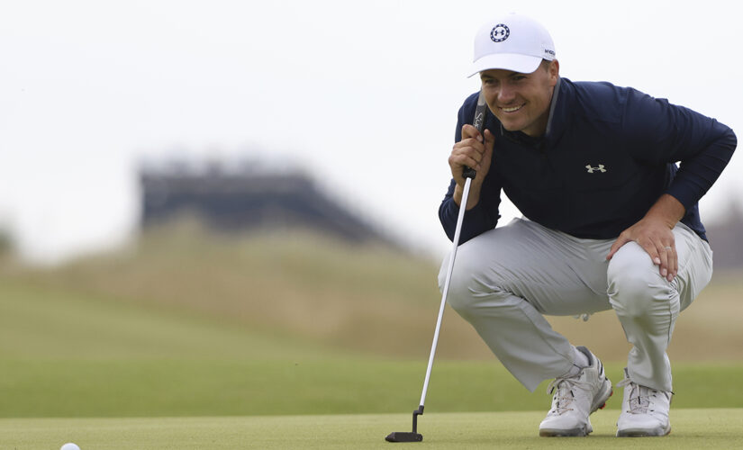 Oosthuizen, Spieth lead way as normalcy returns to Open