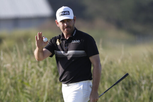 Oosthuizen sets 36-hole Open record, stellar cast behind him
