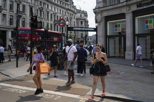 CDC, State Department, issue highest warnings against travel to UK over rise in COVID cases
