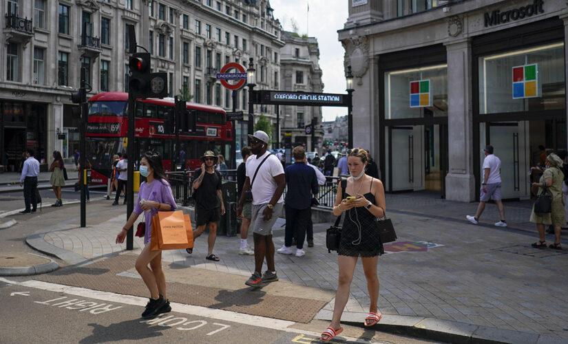 CDC, State Department, issue highest warnings against travel to UK over rise in COVID cases