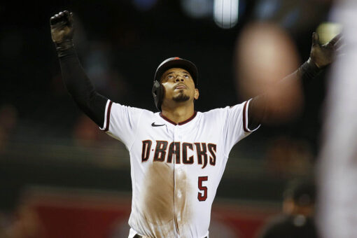 Brewers add All-Star 3B Escobar in trade with Diamondbacks