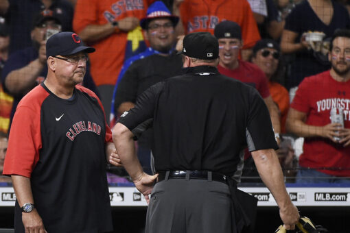Indians’ Francona stepping down for physical health issues
