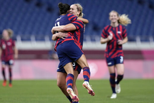 US women’s soccer climbs back after 6-1 win over New Zealand in Olympic group stages