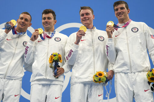 US swimmers win 8 medals at Tokyo Olympics, including historic 6 on Sunday