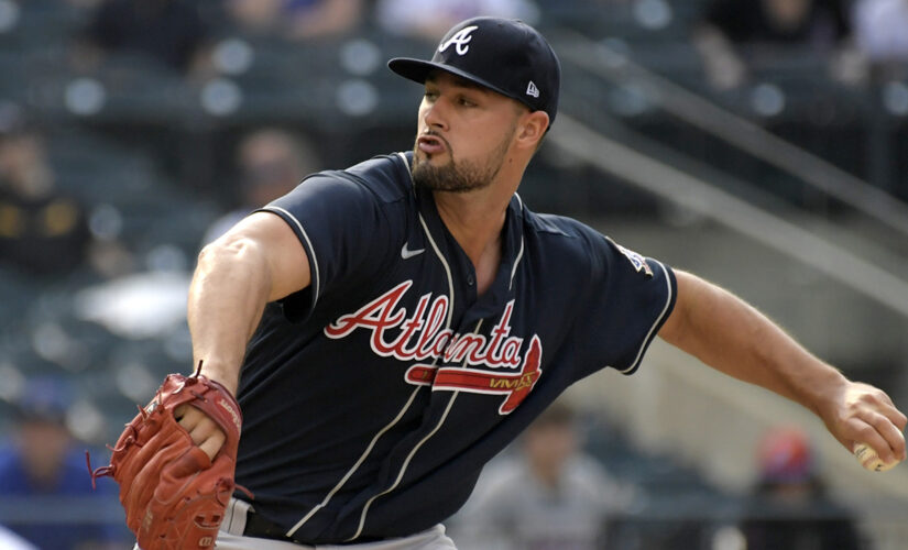 Muller tosses 5 scoreless, Braves beat Mets 2-0 in 1st of 2