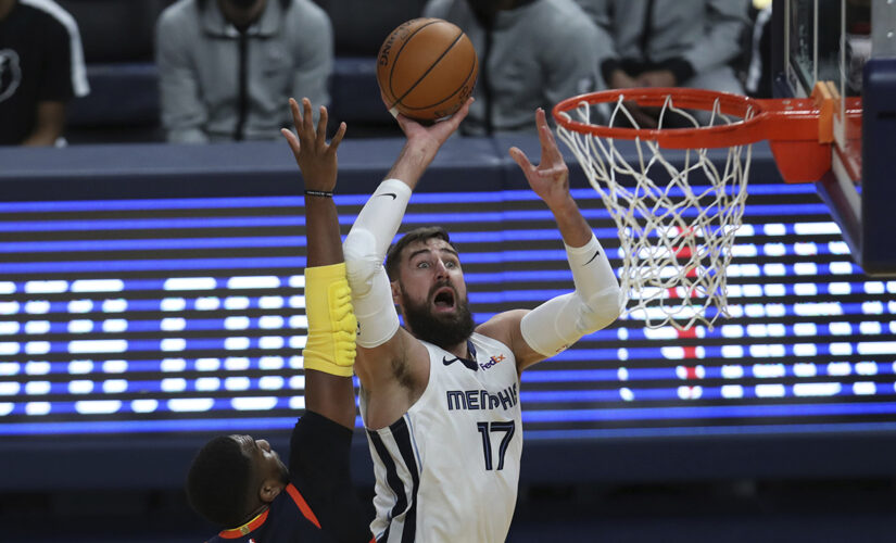 Pelicans, Grizzlies, agree to multi-player trade