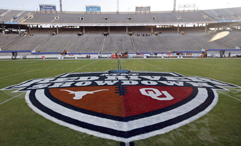 SEC invites Oklahoma and Texas to join league — in 2025