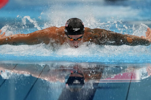Caeleb Dressel wins gold for Team USA with new world record; Katie Ledecky earns three-peat in 800M freestyle