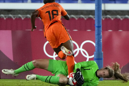 US women’s soccer advances to Tokyo Olympics semifinals after beating the Netherlands in penalties
