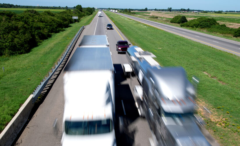Arkansas cracks down on slow left-lane drivers