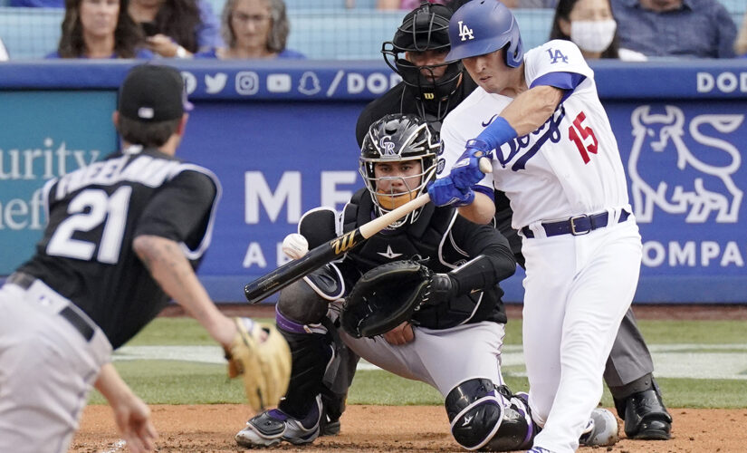 Barnes HR, Jansen bounces back as Dodgers edge Rockies 1-0