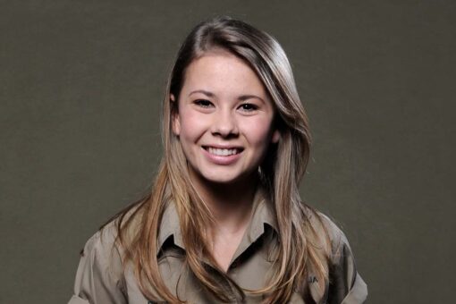 Bindi Irwin takes baby Grace to meet kangaroos: ‘Our human joey’