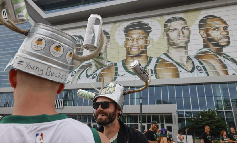 Bucks fans flood Deer District ahead of NBA Finals Game 6