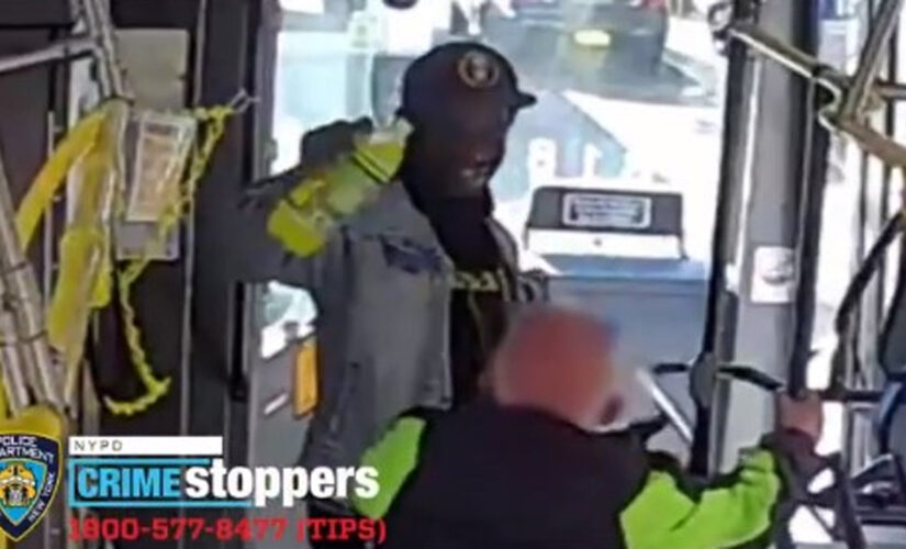 Man pours drink on 83-year-old man on Bronx bus