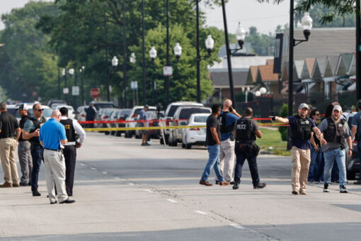 Chicago mass shootings fall just hours apart, creating morning horror show