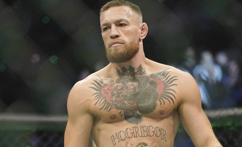 Conor McGregor sends 5-word message after suffering brutal leg injury at UFC 264