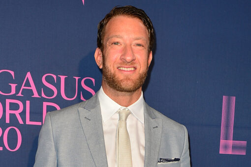 Barstool Fund gives boost to help small business recover from ‘darkest times’: Portnoy