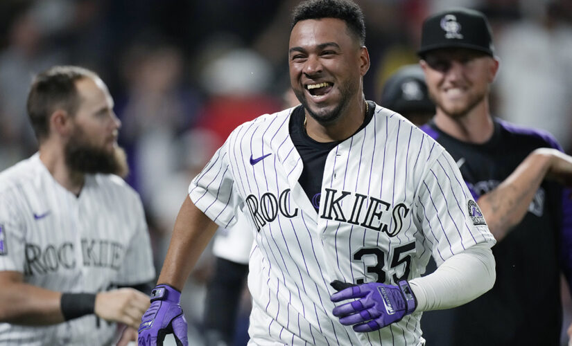 Díaz’s walk-off homer lifts Rockies over Cardinals, 5-2