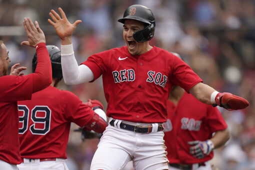 Red Sox end Germán’s no-hit bid in 8th, storm past Yanks 5-4