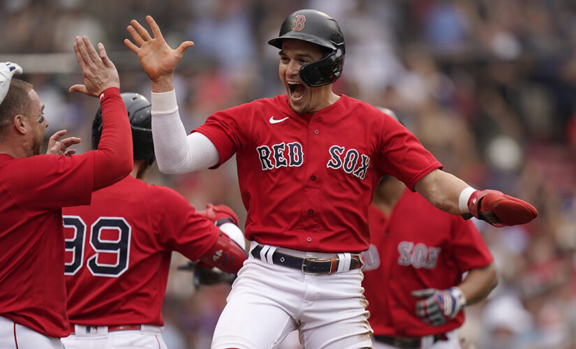 Red Sox end Germán’s no-hit bid in 8th, storm past Yanks 5-4