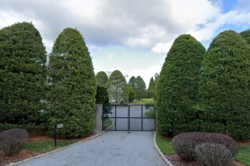 Hamptons squatter alleges harassment by homeowner, prospective buyer