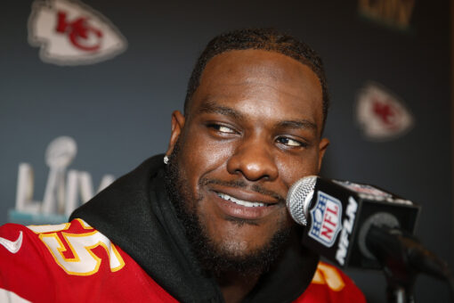 Chiefs’ Frank Clark could face up to three years in prison with possession of assault weapon: reports