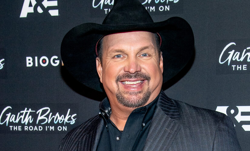 Garth Brooks concert in Kansas City will feature COVID-19 vaccine clinic on-site