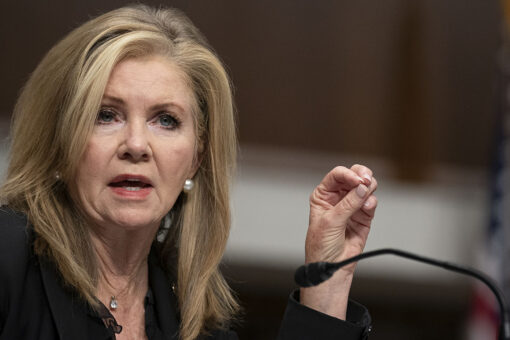 Blackburn slams Biden on Facebook censorship, suggests First Amendment violation