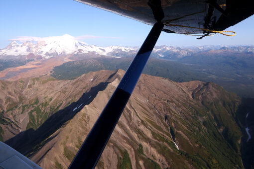 Alaska teen takes control of airplane, sending it into nosedive
