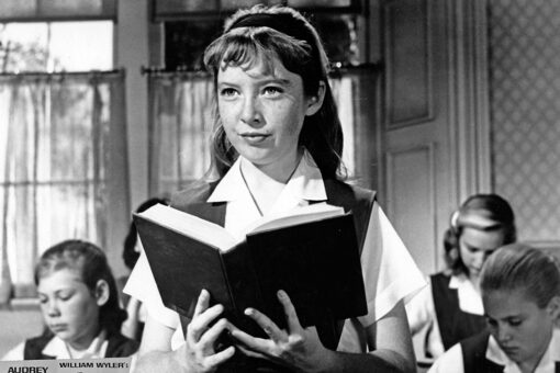 ‘The Birds’ star Veronica Cartwright recalls giving Beaver Cleaver his first kiss, meeting Alfred Hitchcock