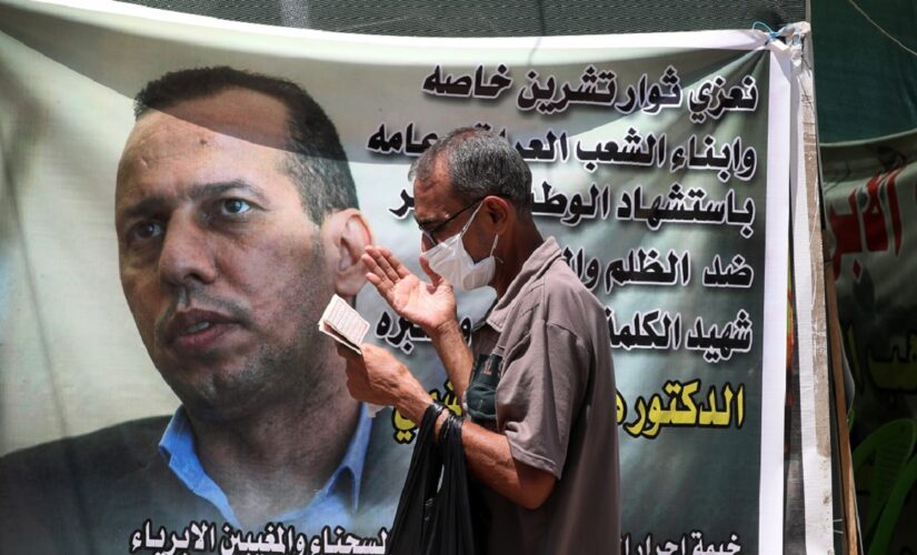 Iraqi officials claim killer of prominent analyst arrested