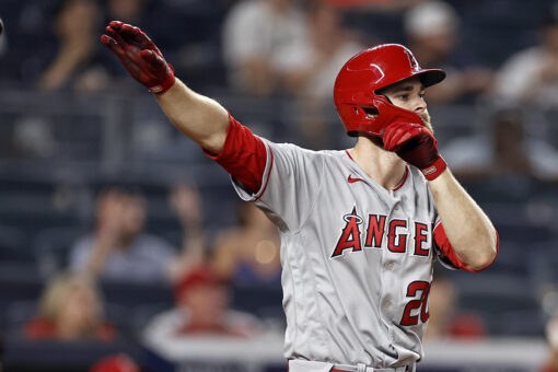Walsh slams Chapman as Angels stun Yanks after Ohtani flops