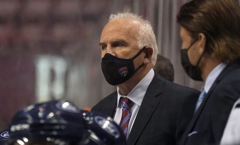 Quenneville offers to participate in Blackhawks review