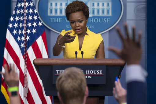 WH dodges question on why vaccinated Americans must wear masks while infected migrants released into TX towns