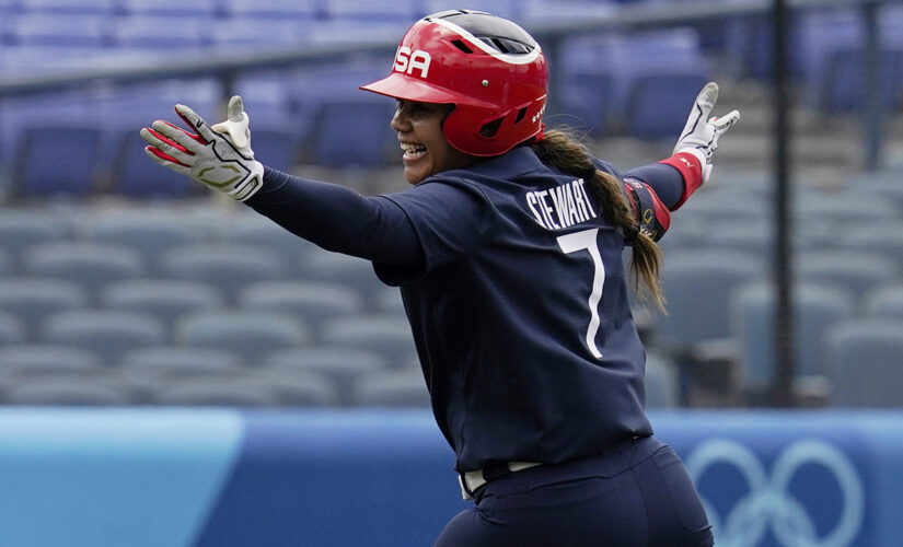 US softball’s Kelsey Stewart keeps team’s winning streak alive with walk-off homer vs. Japan