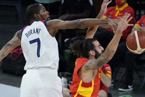 Short-handed US basketball roster off to Tokyo