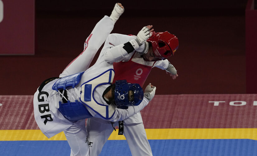 Iranian taekwondoka barely misses refugee team’s 1st medal