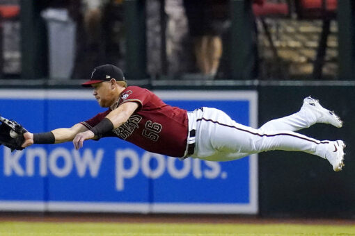 Diamondbacks’ Kole Calhoun makes bad baserunning error vs. Cubs